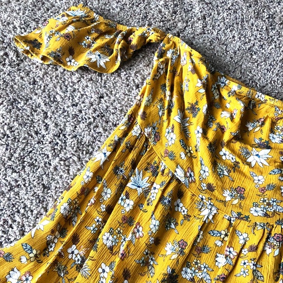 Mustard off the shoulder dress - Picture 2 of 5